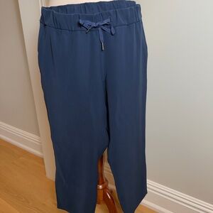 Lululemon Navy Stretch Drawstring Cropped Pants